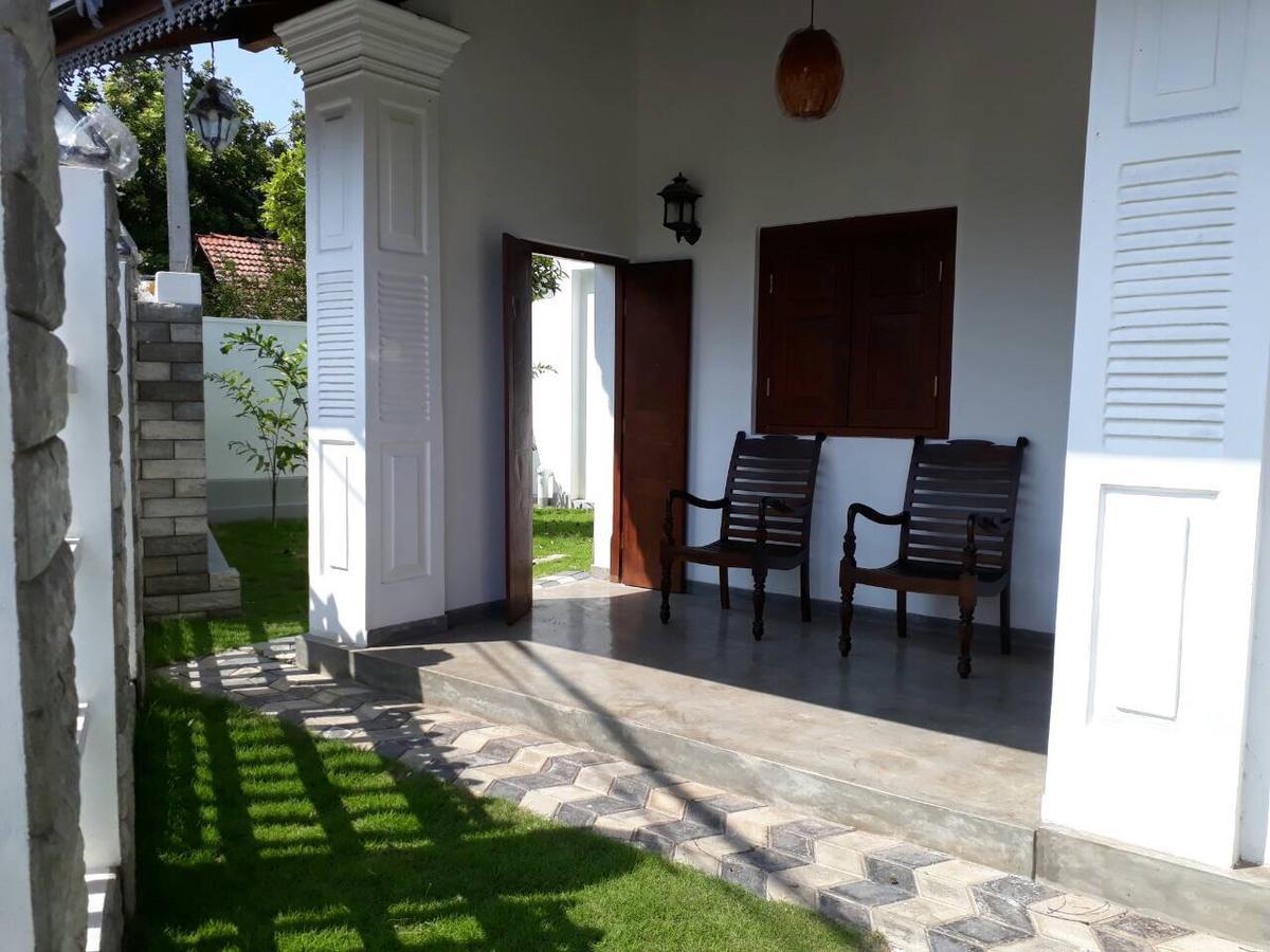 Best Inn Villa Mirissa Exterior photo